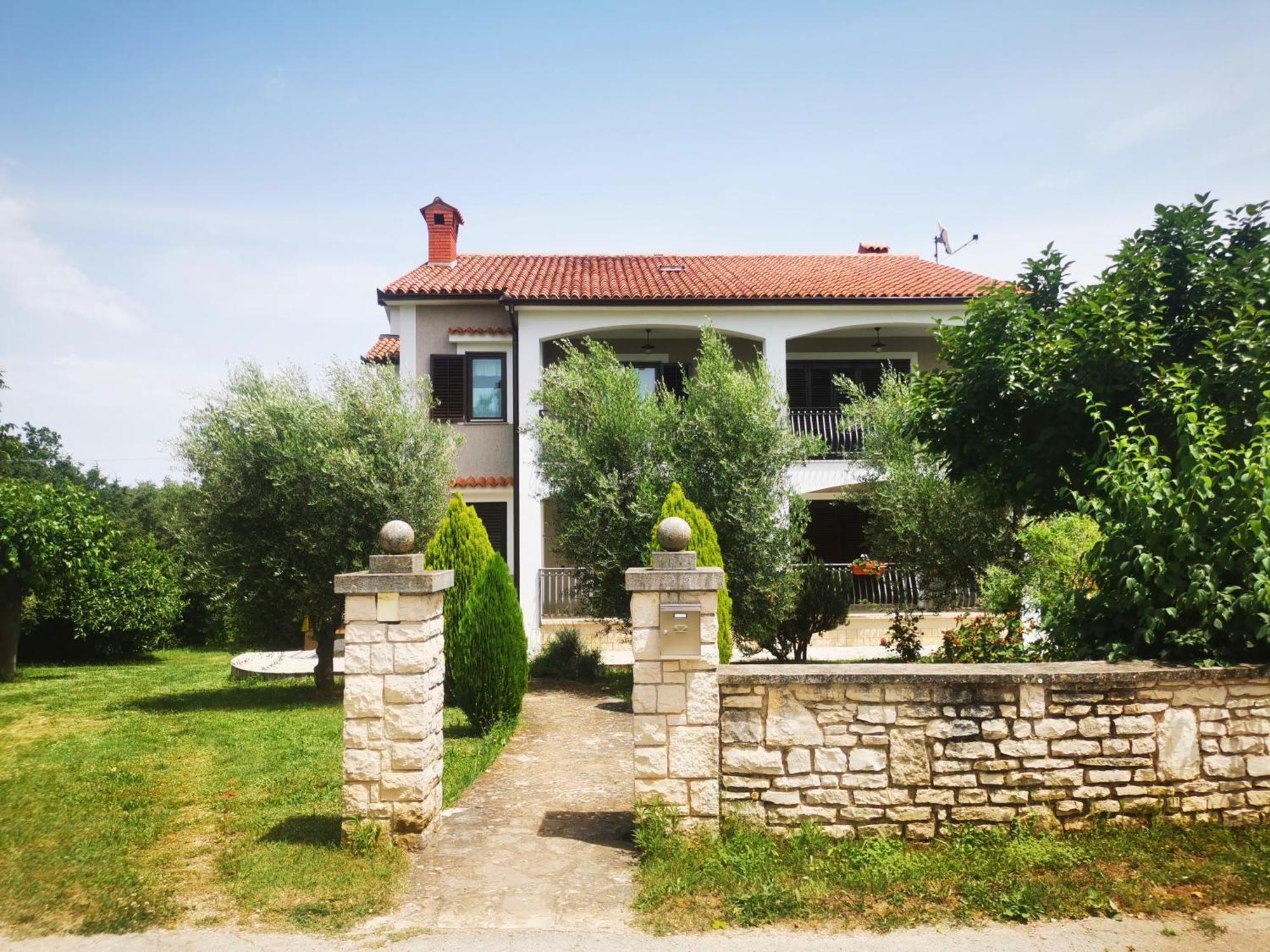 Garden Apartment Maria Vrsar Kültér fotó