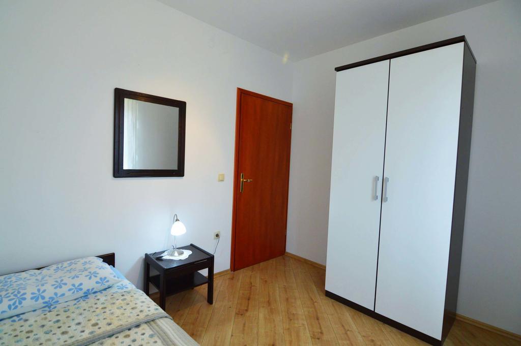 Garden Apartment Maria Vrsar Kültér fotó